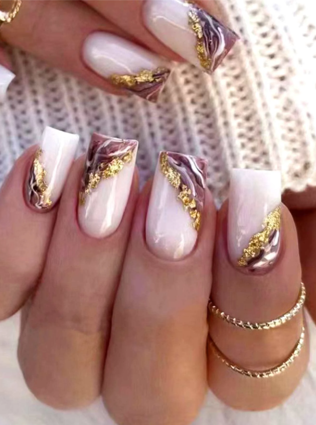51+ Gold Nails That Will Take Your Nails From Basic To Boujee