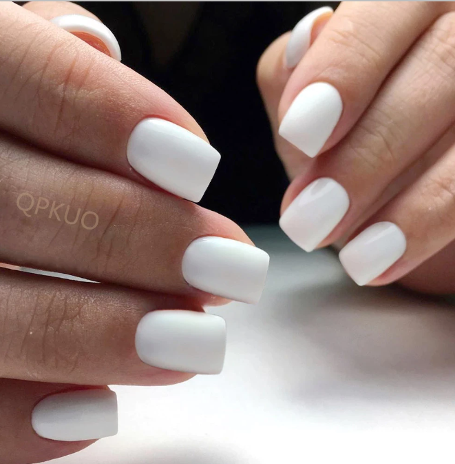 Plain Jane White Press On Petite Nails – Nailbea Nails