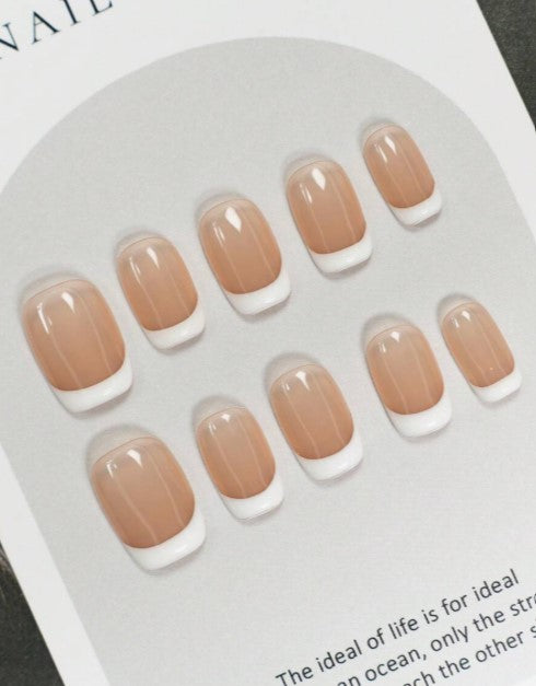 The Classic French Tip Set