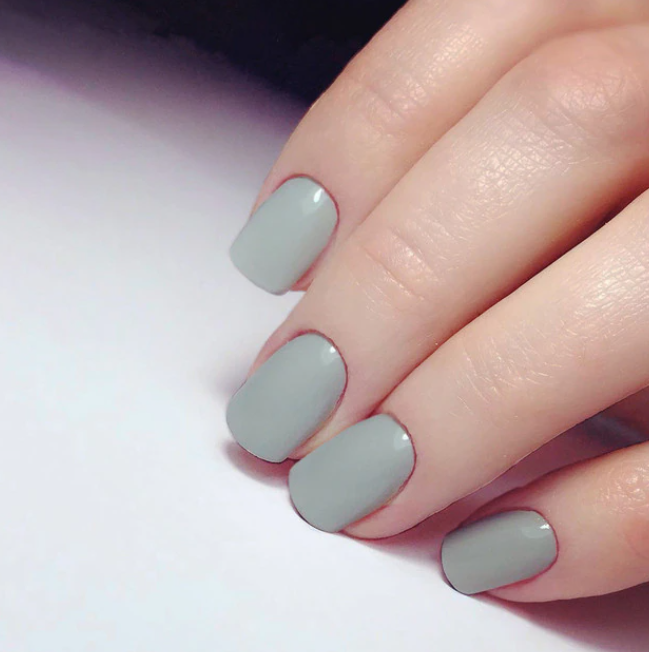 Sky Grey Round Press On Petite Nails